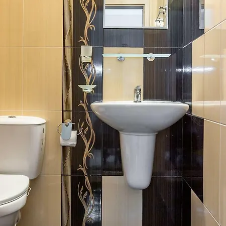 شقة 1bedroom On 2nd Floor With Kitchen Fv *