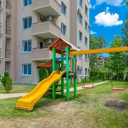 Апартамент 1bedroom On 2nd Floor With Kitchen Fv